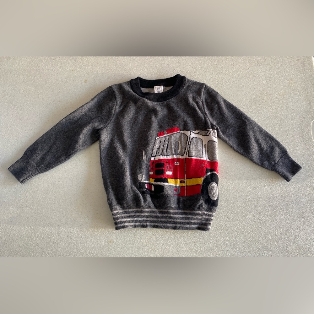 Toddler 2T Gap Gray Sweater with Fire Truck Design